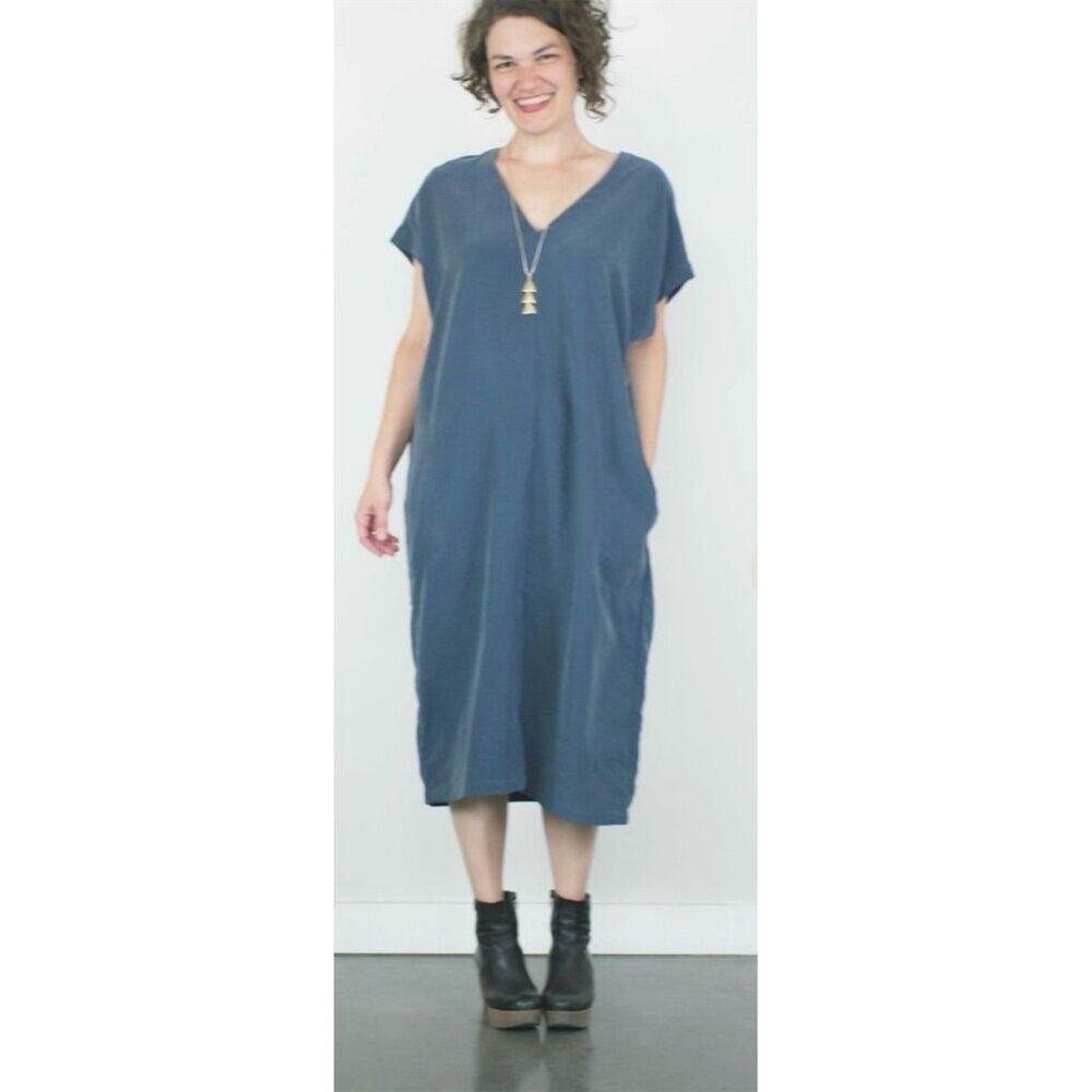 Curator Sakura Kaftan Blue Women's Small Casual Spring Dress